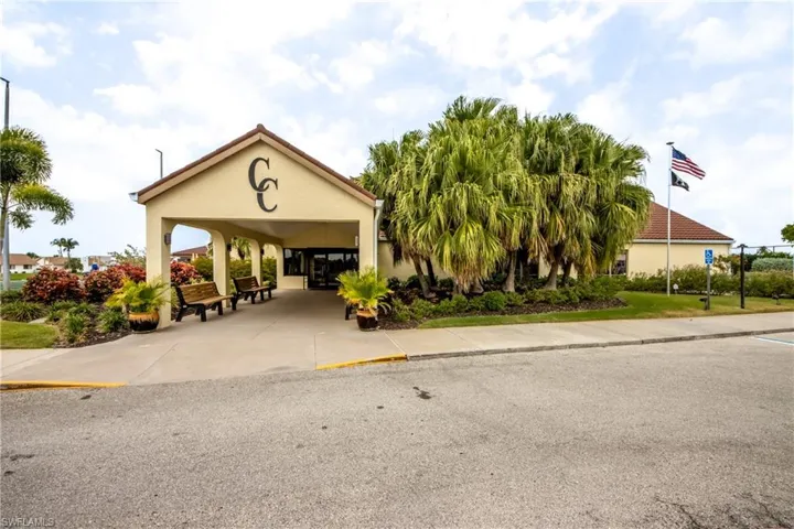 16521  Bayleaf  LN, Fort Myers, FL 33908