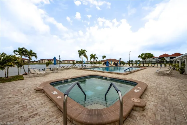 16521  Bayleaf  LN, Fort Myers, FL 33908