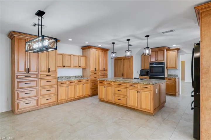 1623 Sw 6th Ave, Cape Coral, Florida 33991