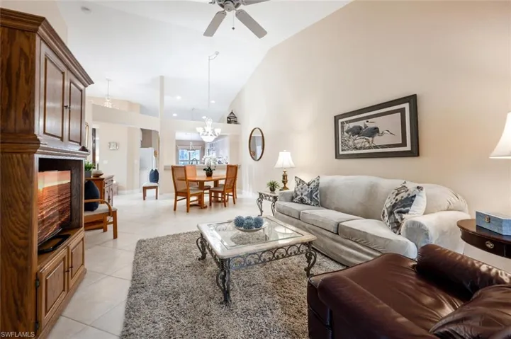 5716  Greenwood  CIR, Naples, FL 34112