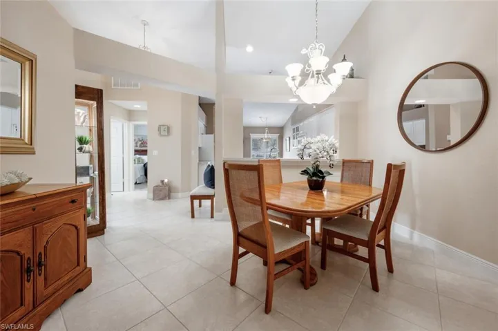5716  Greenwood  CIR, Naples, FL 34112