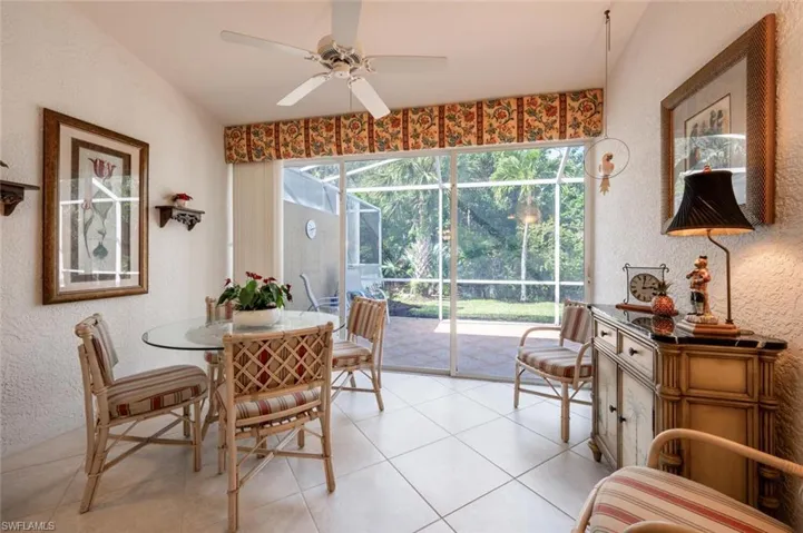 5716  Greenwood  CIR, Naples, FL 34112