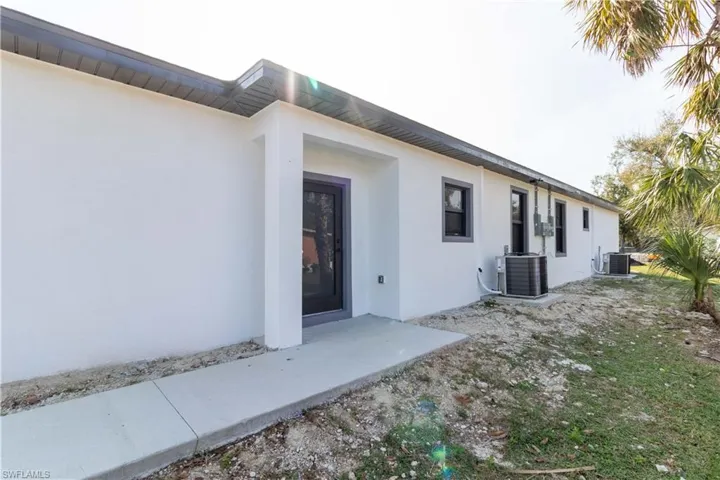 734  Veronica S Shoemaker  BLVD, Fort Myers, FL 33916