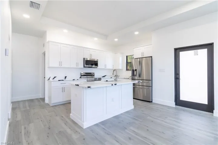 734  Veronica S Shoemaker  BLVD, Fort Myers, FL 33916