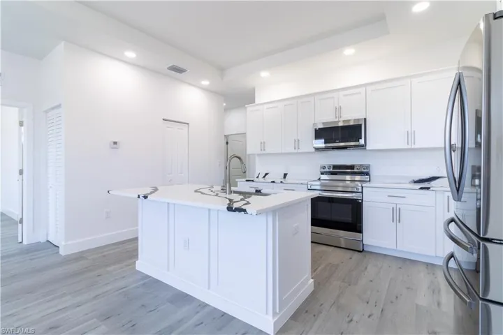 734  Veronica S Shoemaker  BLVD, Fort Myers, FL 33916