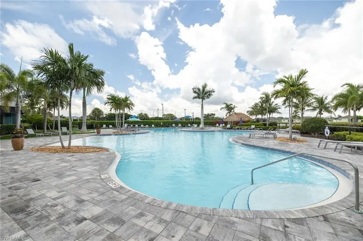 3289 Baravaldo Cir, Cape Coral, Florida 33909