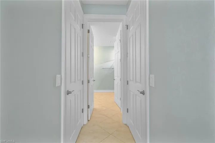3289 Baravaldo Cir, Cape Coral, Florida 33909
