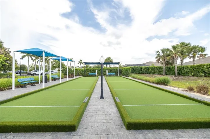3289 Baravaldo Cir, Cape Coral, Florida 33909
