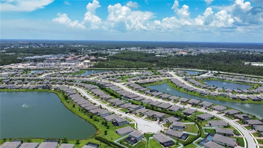 3289 Baravaldo Cir, Cape Coral, Florida 33909