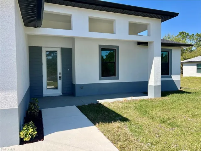 1415  Canton  AVE, Lehigh Acres, FL 33972