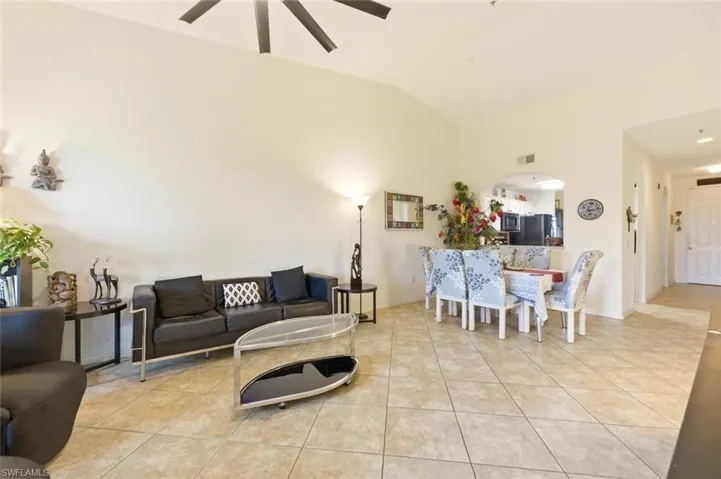 Living/Dining Area