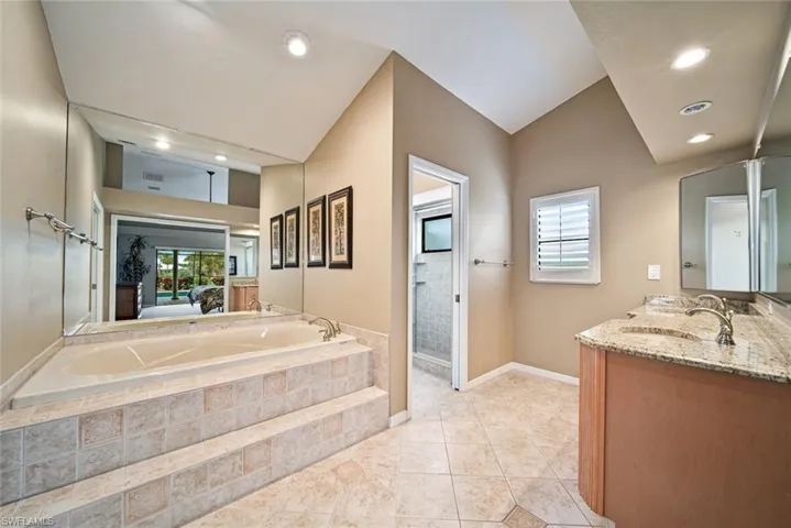 15661  Queensferry  DR, Fort Myers, FL 33912