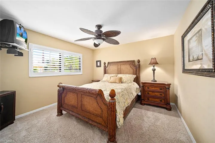 15661  Queensferry  DR, Fort Myers, FL 33912