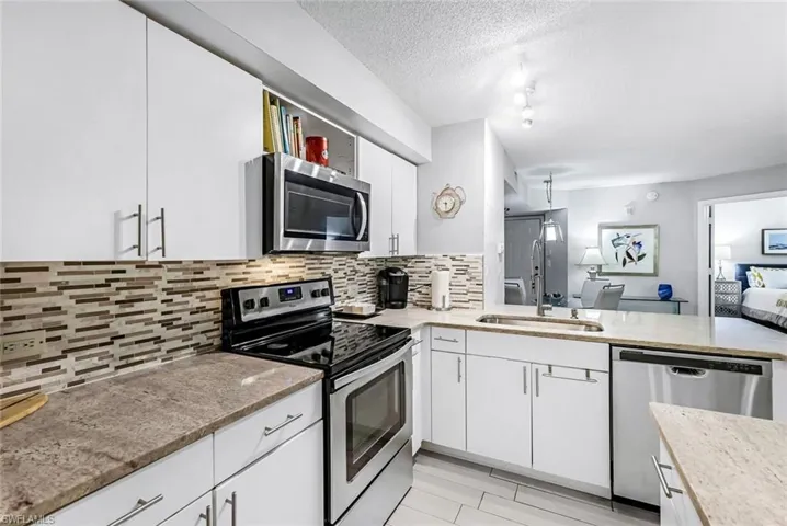 8940  Colonnades E CT, Bonita Springs, FL 34135