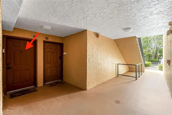 8940  Colonnades E CT, Bonita Springs, FL 34135