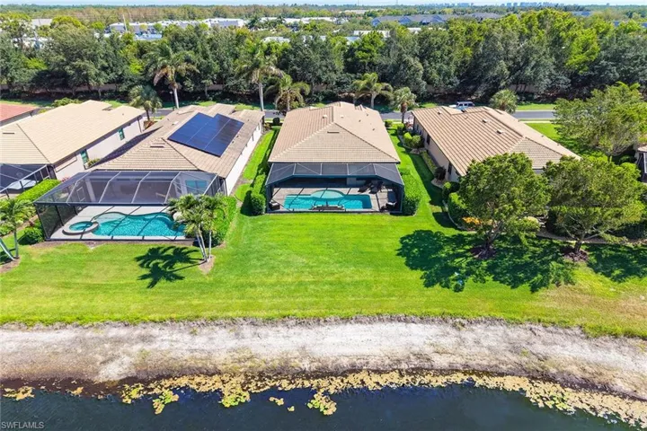 9917 Alhambra Ln, Bonita Springs, Florida 34135
