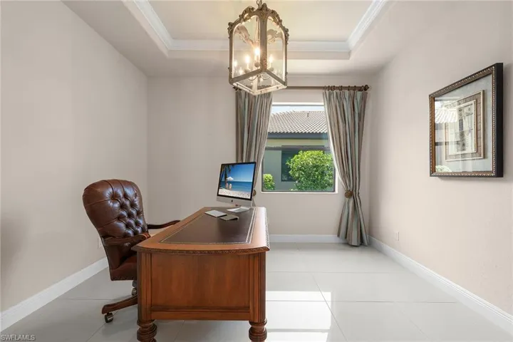 9917 Alhambra Ln, Bonita Springs, Florida 34135