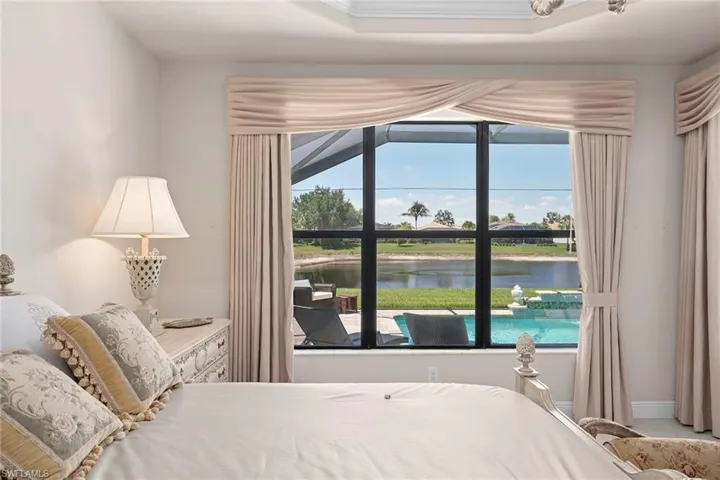 9917 Alhambra Ln, Bonita Springs, Florida 34135