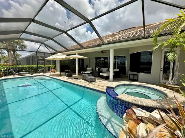 5593 Whispering Willow Way, Fort Myers, Florida 33908
