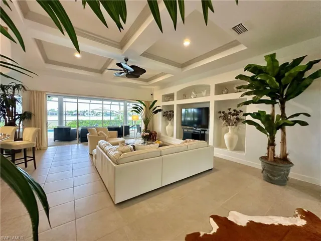 5593 Whispering Willow Way, Fort Myers, Florida 33908