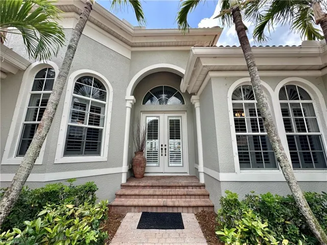 5593 Whispering Willow Way, Fort Myers, Florida 33908