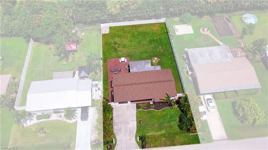 849  Lake McGregor  DR, Fort Myers, FL 33919