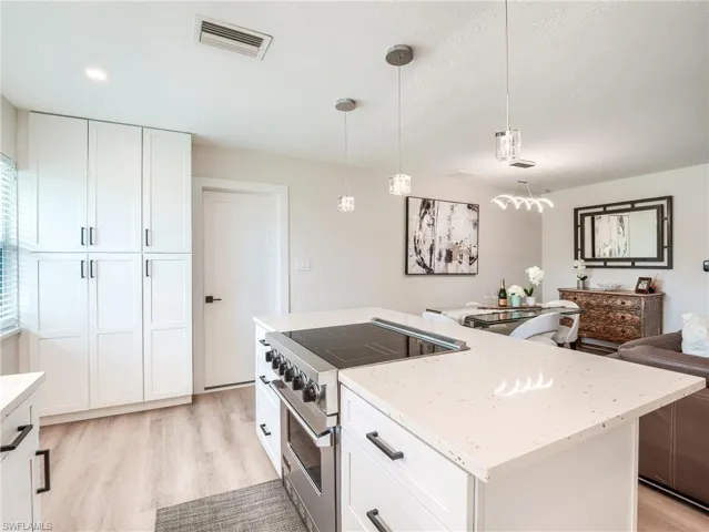 849  Lake McGregor  DR, Fort Myers, FL 33919