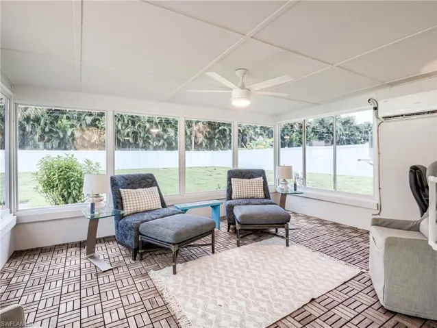 849  Lake McGregor  DR, Fort Myers, FL 33919