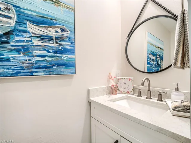 Powder Bath-Half Bath