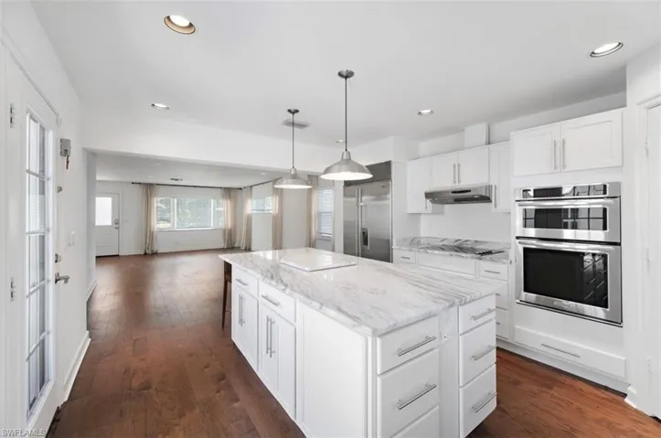 1175 9th Ave N, Naples, Florida 34102