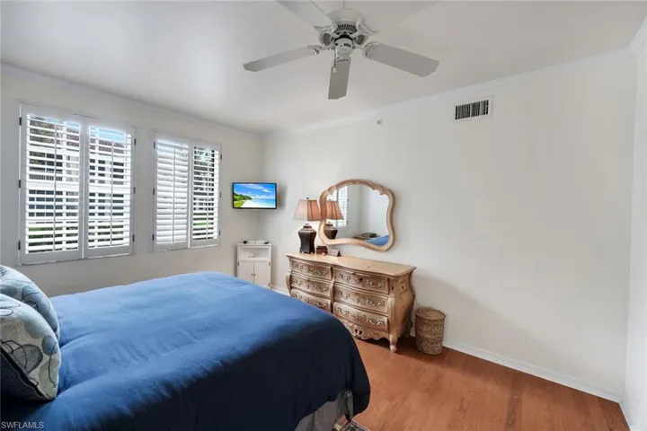 400  L Ambiance  CIR, Naples, FL 34108