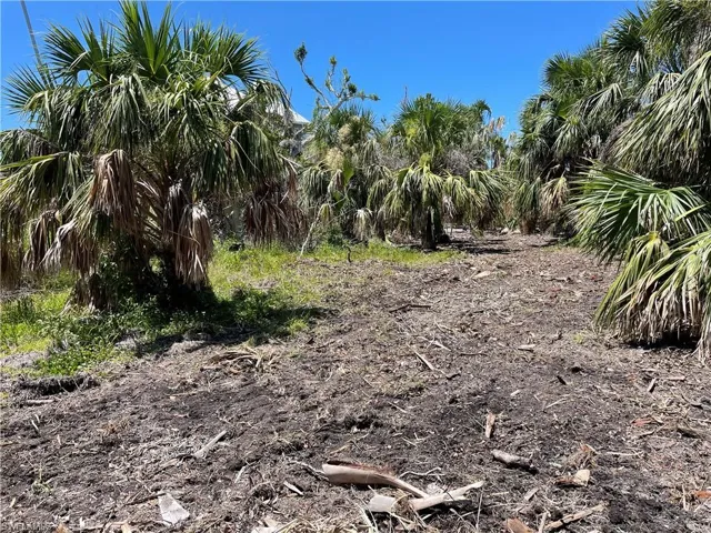 575 Sea Oats Dr, Sanibel, Florida 33957