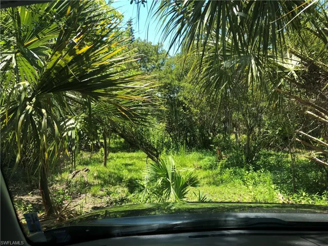 575 Sea Oats Dr, Sanibel, Florida 33957