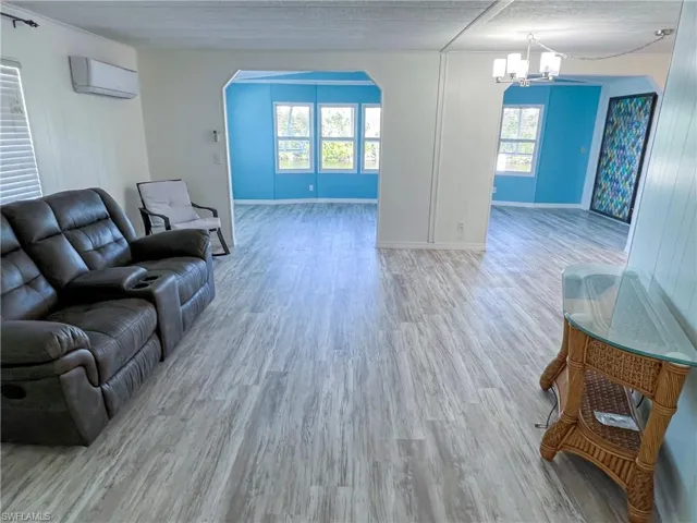Living looking toward sunroom