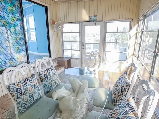 Rear Lanai
