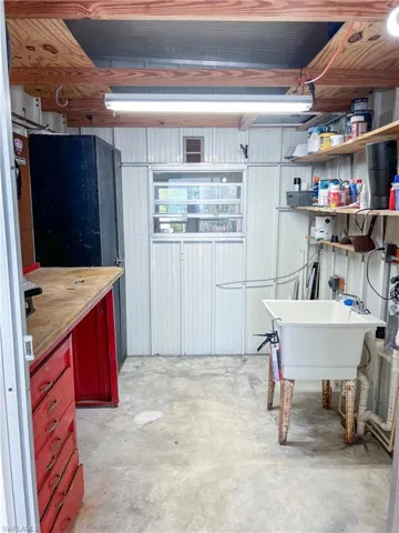 Primary En-suite Bathroom