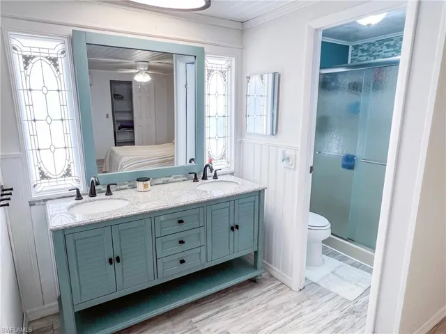 Primary En-suite Bathroom