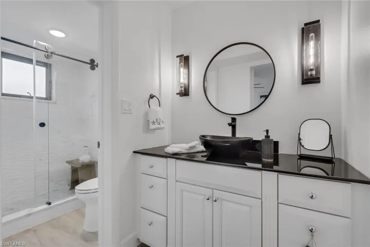 788 Park Shore Dr E14, Naples, Florida 34103