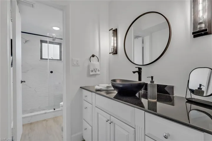 788 Park Shore Dr E14, Naples, Florida 34103