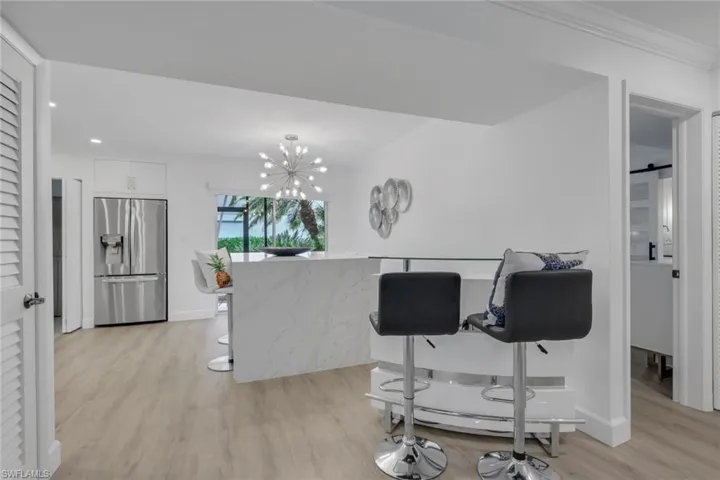 788 Park Shore Dr E14, Naples, Florida 34103