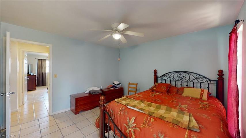 4842  Tudor  DR, CAPE CORAL, FL 33904