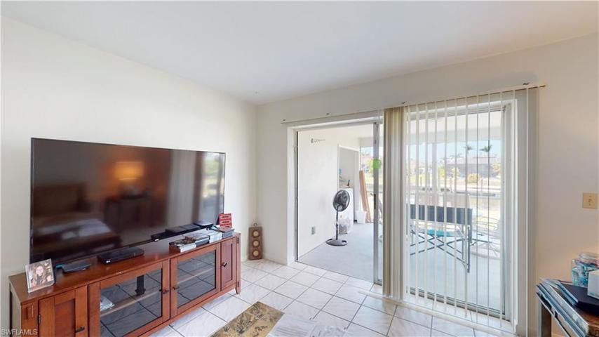 4842  Tudor  DR, CAPE CORAL, FL 33904