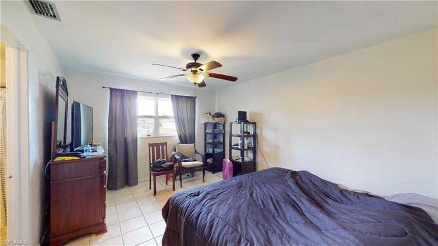 4842  Tudor  DR, CAPE CORAL, FL 33904