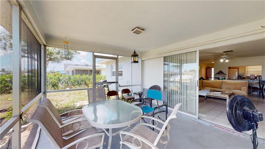 4842  Tudor  DR, CAPE CORAL, FL 33904