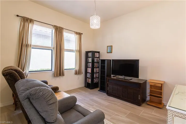 Bonus Room/Media Room with entertainment center+DVDs