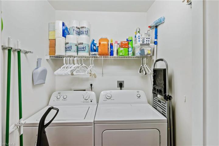 2865 Cypress Trace CIR # 202, NAPLES FL 34119