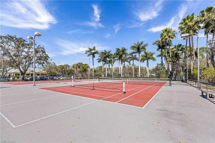 2865 Cypress Trace CIR # 202, NAPLES FL 34119