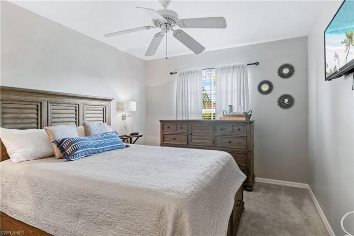 2865 Cypress Trace CIR # 202, NAPLES FL 34119