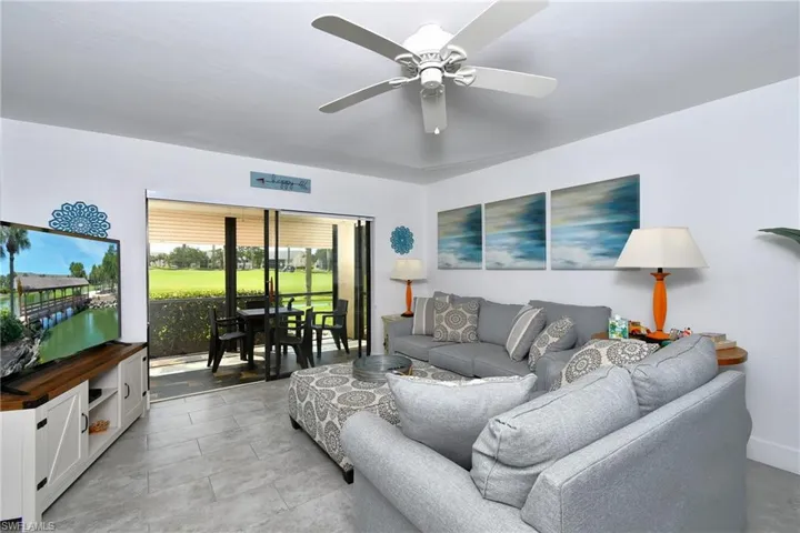12150 Kelly Sands Way 607, Fort Myers, Florida 33908