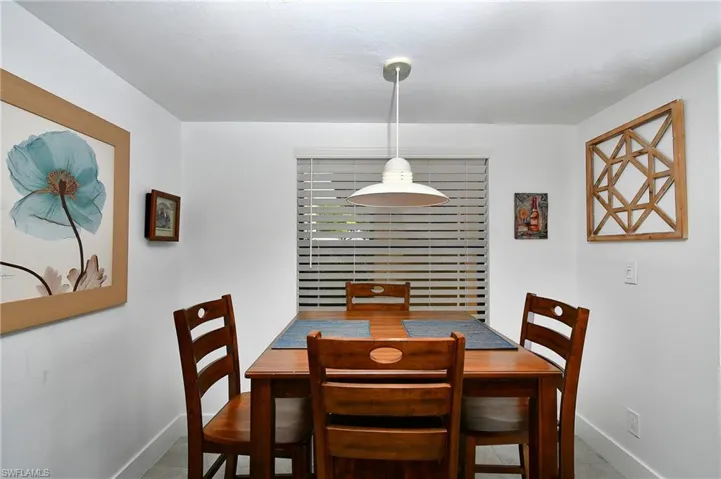 12150 Kelly Sands Way 607, Fort Myers, Florida 33908